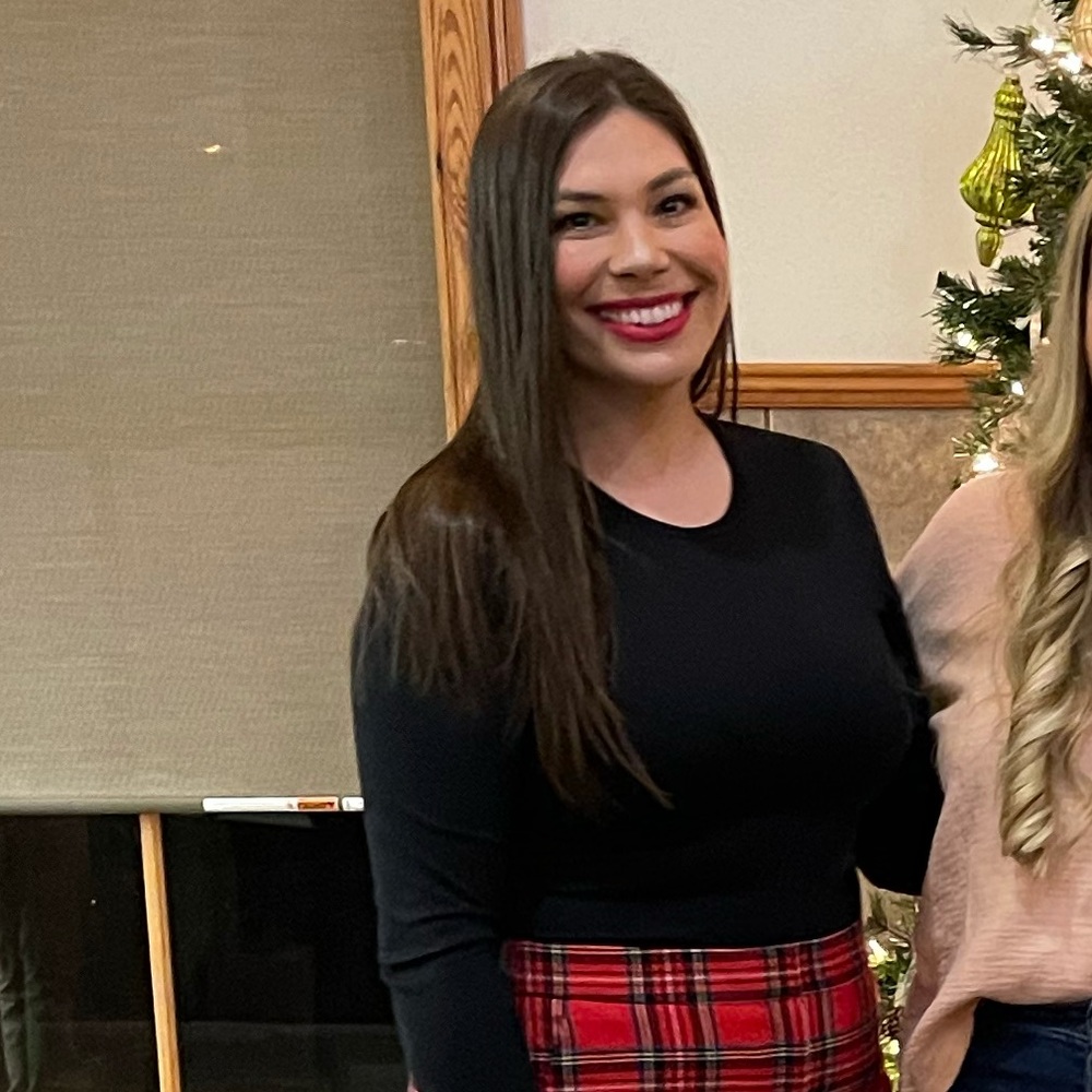 Meet your Posher, Evelyn